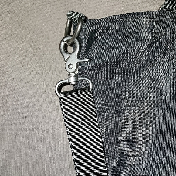 Baggallini Charcoal Tote Travel Laptop Bag - Picture 4 of 10